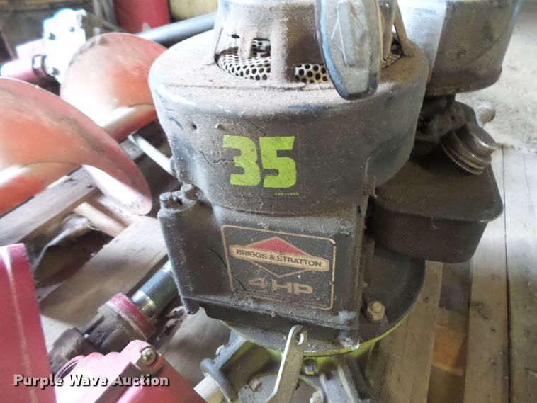 image for item FU9332 Post hole auger