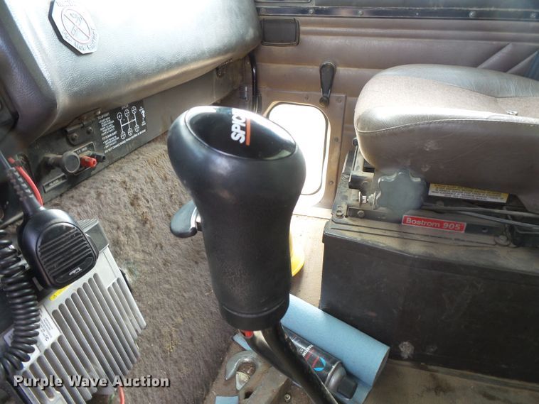 image for item FU9334 1995 International 9200 dump truck