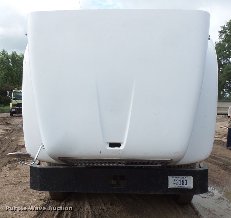 image for item FU9334 1995 International 9200 dump truck