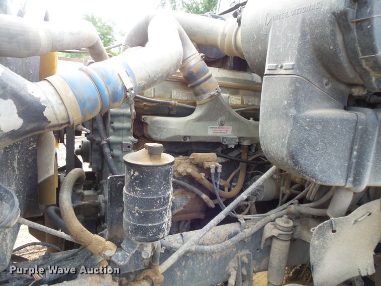 image for item FU9334 1995 International 9200 dump truck