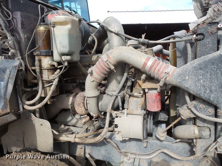 image for item FU9334 1995 International 9200 dump truck