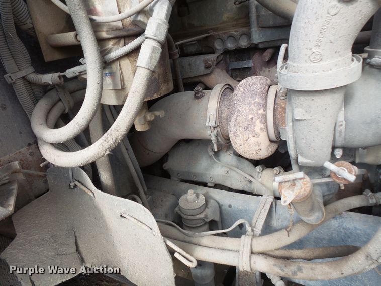 image for item FU9334 1995 International 9200 dump truck