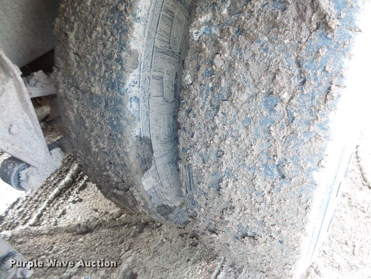 image for item FU9334 1995 International 9200 dump truck