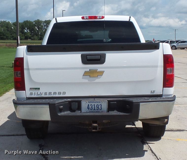 image for item FU9340 2011 Chevrolet Silverado 1500 Crew Cab pickup truck