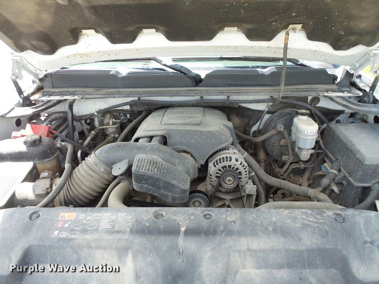 image for item FU9340 2011 Chevrolet Silverado 1500 Crew Cab pickup truck