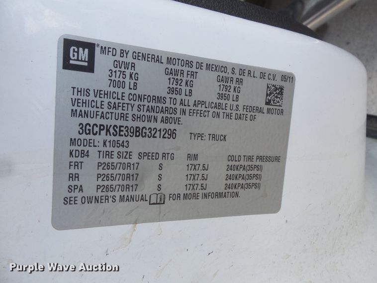 image for item FU9340 2011 Chevrolet Silverado 1500 Crew Cab pickup truck