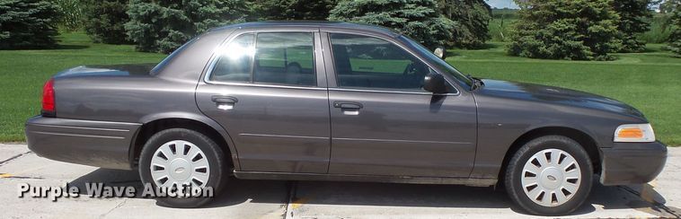 image for item FU9341 2007 Ford Crown Victoria Police Interceptor