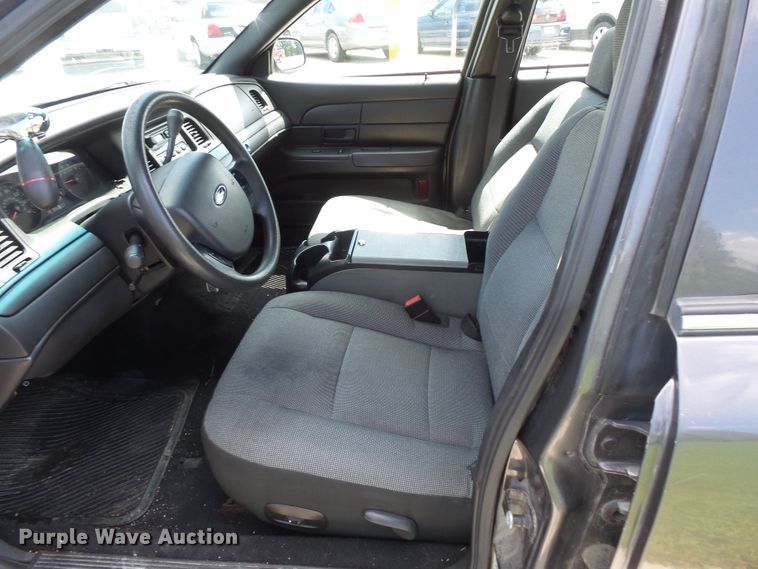 image for item FU9341 2007 Ford Crown Victoria Police Interceptor