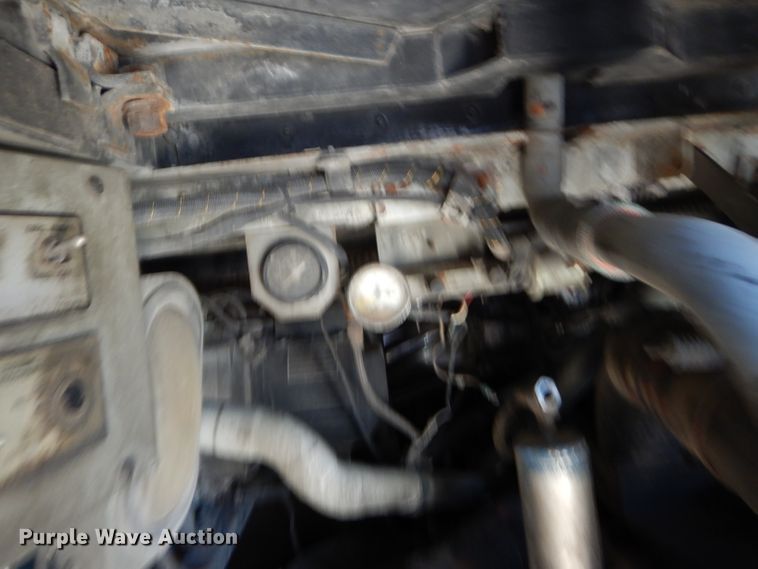 image for item FY9735 1993 MCI 102-C3 coach bus