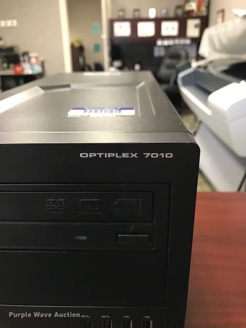 image for item G1827 Electronics