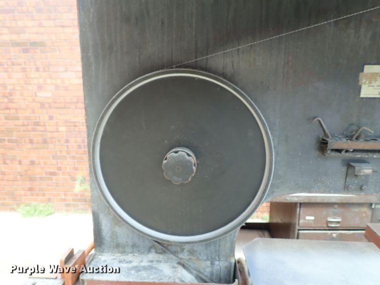 image for item GB9295 Do All bandsaw