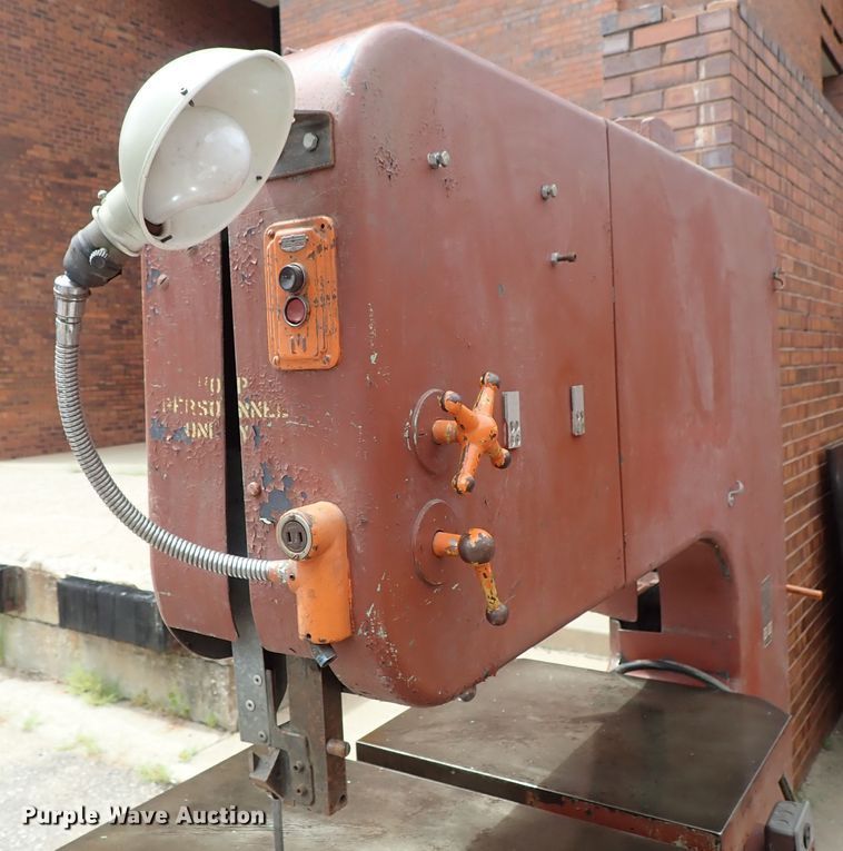 image for item GB9295 Do All bandsaw