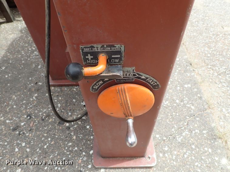 image for item GB9295 Do All bandsaw