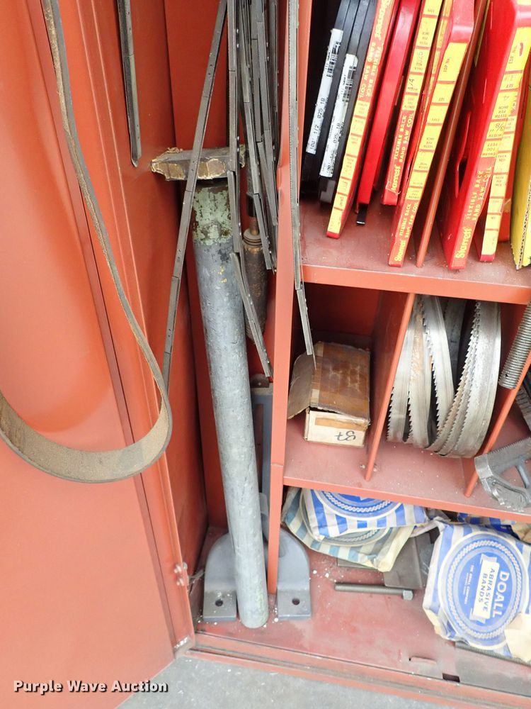 image for item GB9295 Do All bandsaw