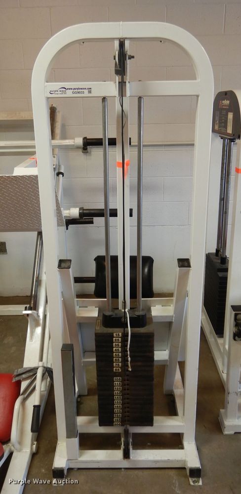 image for item GG9033 Parabody horizontal leg press