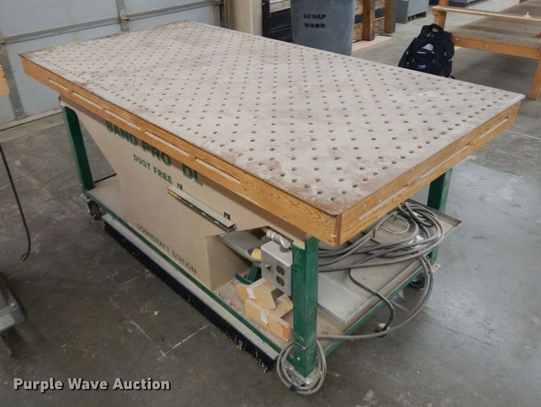 2005 Sandman DL7236 downdraft sanding table in Paola, KS Item GG9076