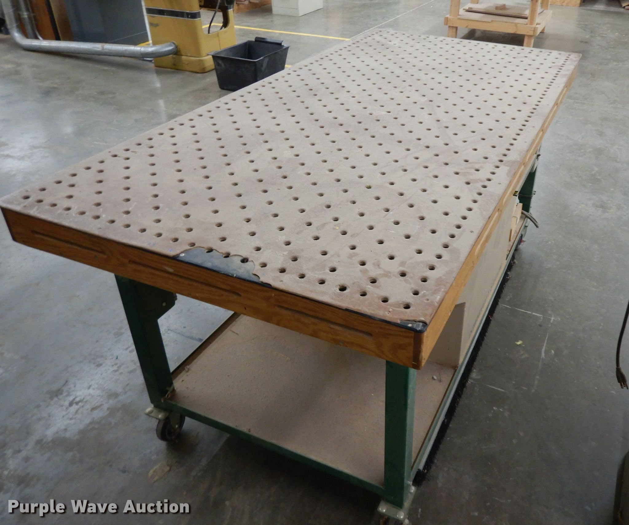 2005 Sandman DL7236 downdraft sanding table in Paola, KS Item GG9076