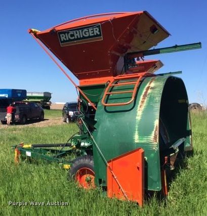 image for item DA3616 2015 Richiger R1050 all grain bagger