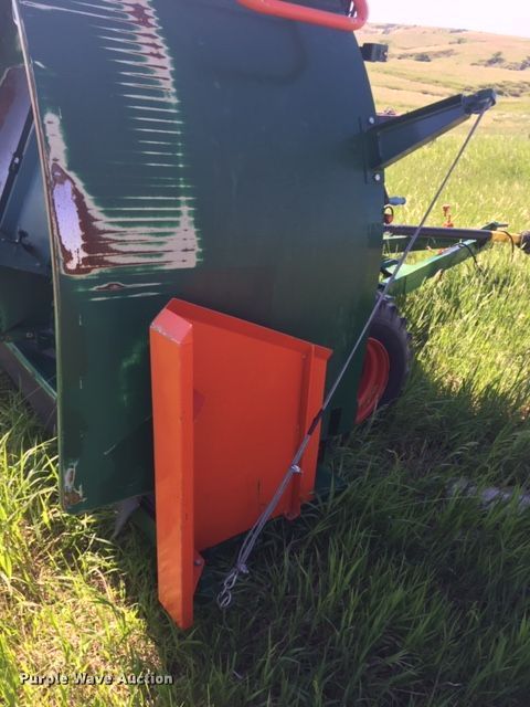 image for item DA3616 2015 Richiger R1050 all grain bagger