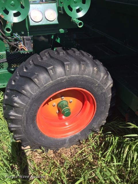 image for item DA3616 2015 Richiger R1050 all grain bagger