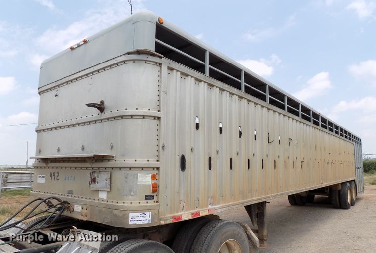 image for item DB9503 2000 McElroy Wilson livestock trailer