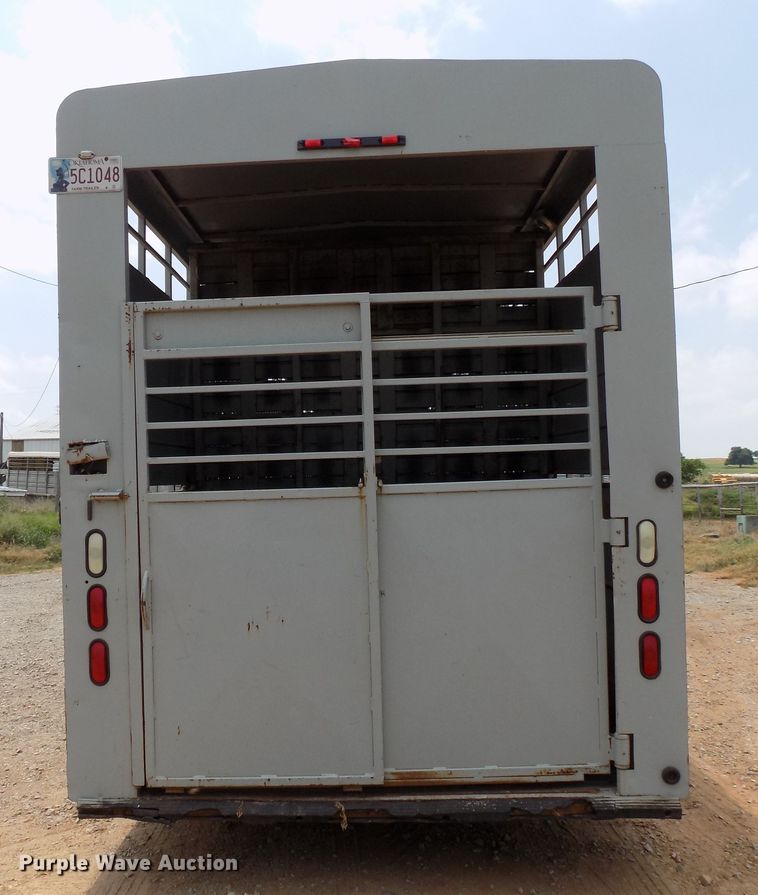 image for item DB9503 2000 McElroy Wilson livestock trailer