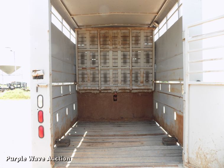 image for item DB9503 2000 McElroy Wilson livestock trailer