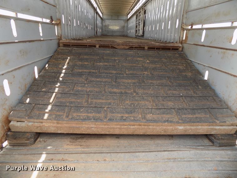 image for item DB9503 2000 McElroy Wilson livestock trailer