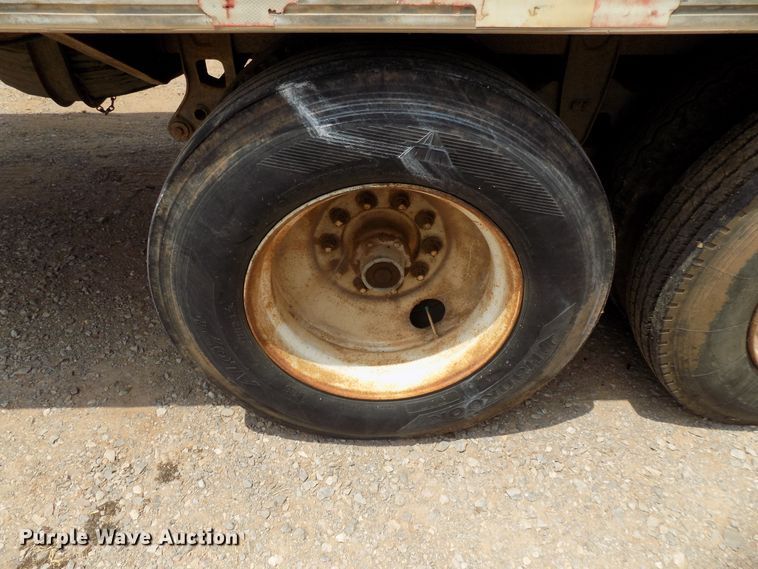 image for item DB9503 2000 McElroy Wilson livestock trailer