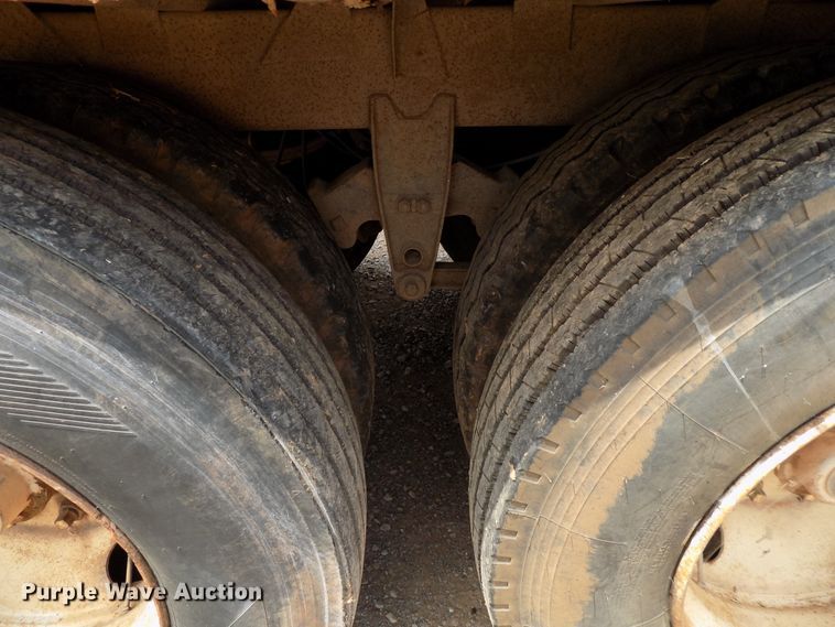 image for item DB9503 2000 McElroy Wilson livestock trailer