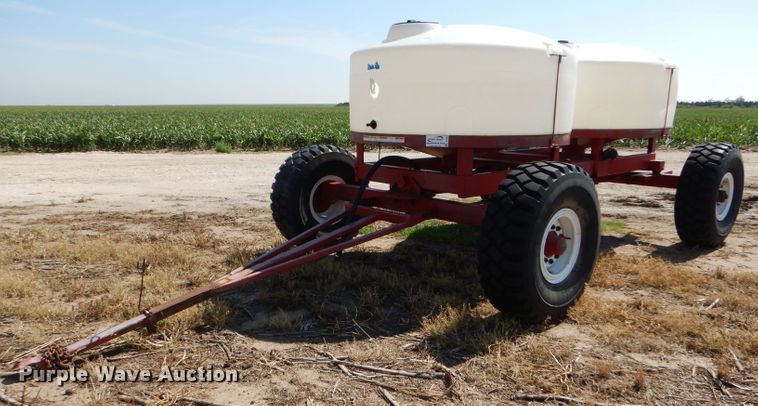image for item DC5007 JD Skiles fertilizer tank trailer
