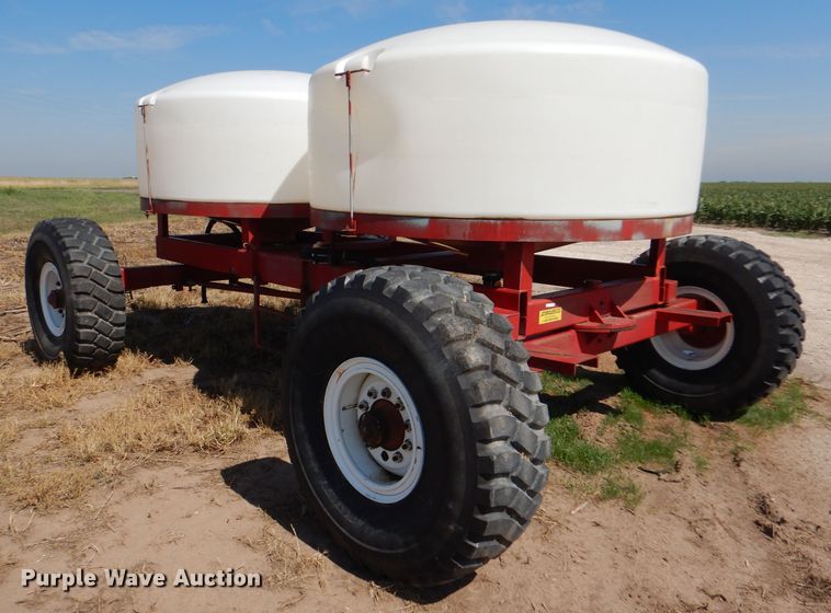 image for item DC5007 JD Skiles fertilizer tank trailer
