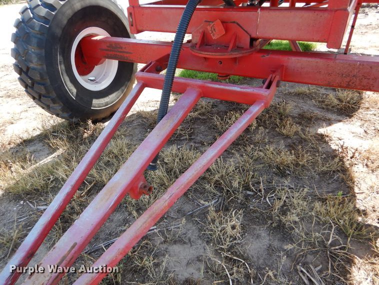 image for item DC5007 JD Skiles fertilizer tank trailer