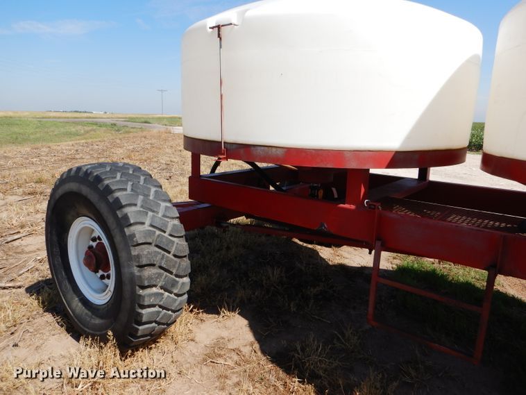 image for item DC5007 JD Skiles fertilizer tank trailer