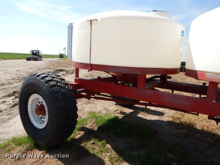 image for item DC5007 JD Skiles fertilizer tank trailer