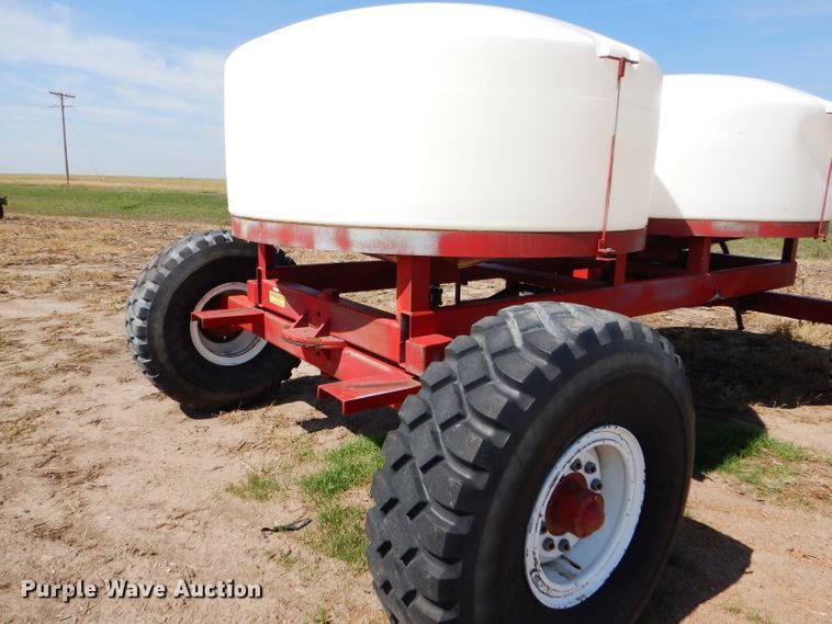 image for item DC5007 JD Skiles fertilizer tank trailer
