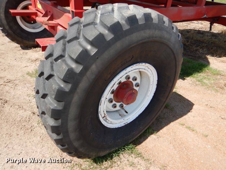 image for item DC5007 JD Skiles fertilizer tank trailer