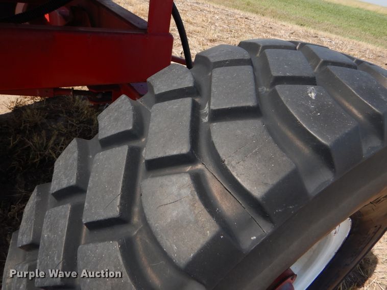 image for item DC5007 JD Skiles fertilizer tank trailer