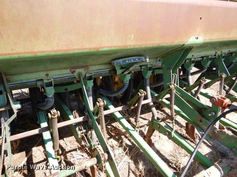 image for item DC5009 (4) John Deere 9300 hoe grain drill