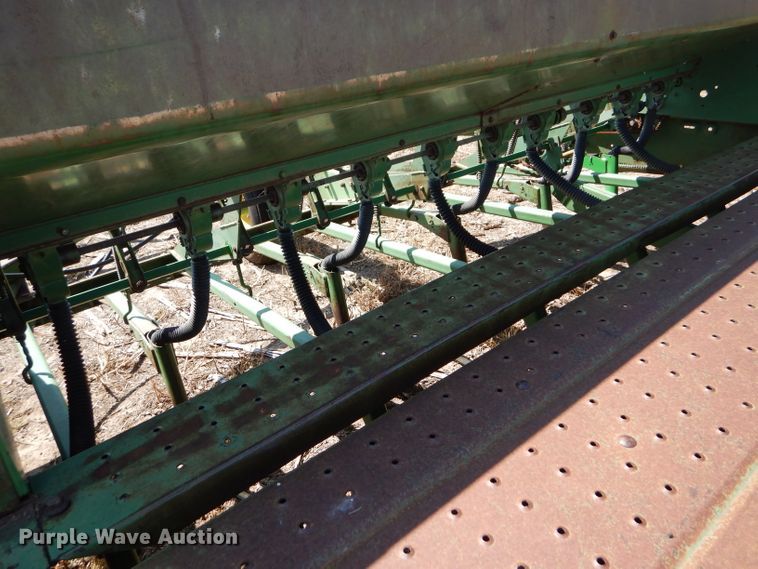 image for item DC5009 (4) John Deere 9300 hoe grain drill