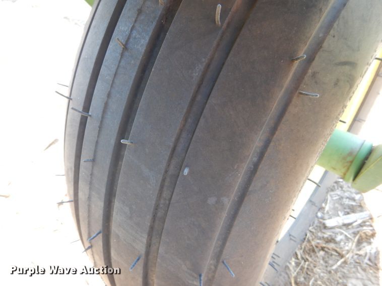 image for item DC5009 (4) John Deere 9300 hoe grain drill