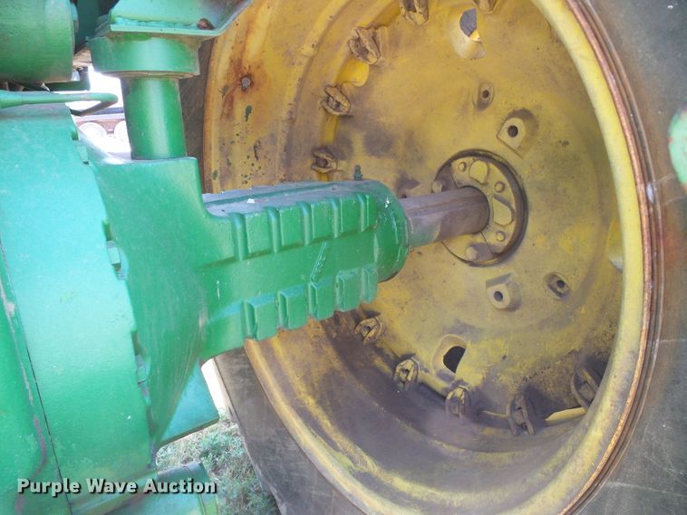 image for item DC5061 1978 John Deere 4640 tractor