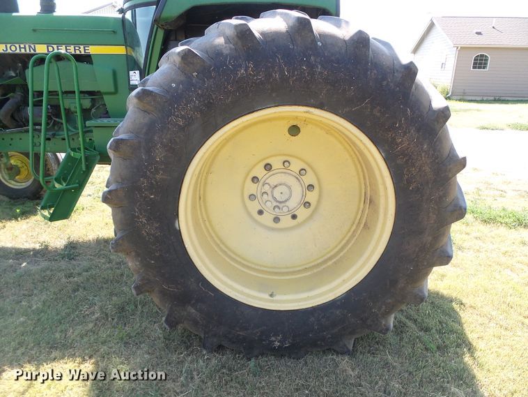 image for item DC5061 1978 John Deere 4640 tractor