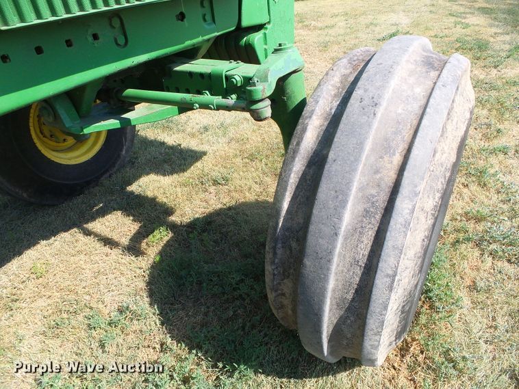 image for item DC5061 1978 John Deere 4640 tractor