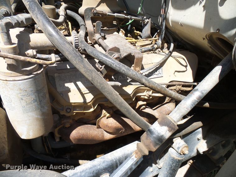 image for item DD6042 1987 Ford L8000 feed mixer truck