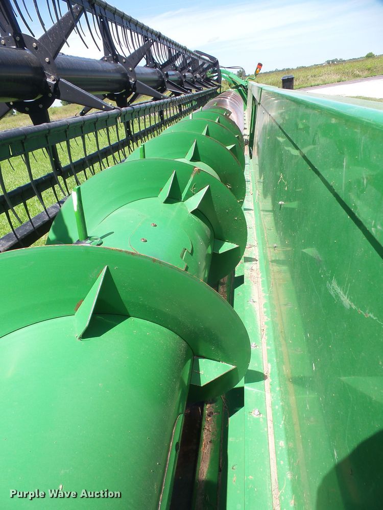 image for item DD6403 2012 John Deere 635F flex head