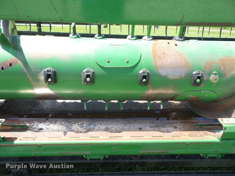 image for item DD6403 2012 John Deere 635F flex head