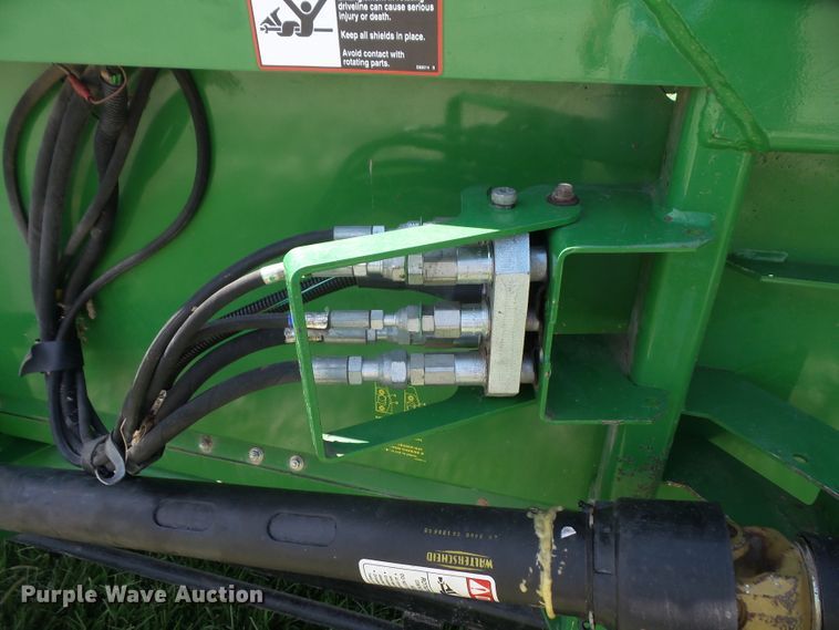 image for item DD6403 2012 John Deere 635F flex head