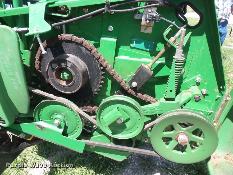 image for item DD6403 2012 John Deere 635F flex head
