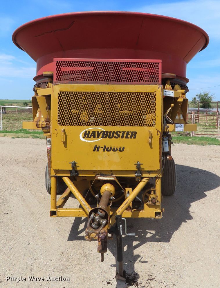 image for item DD6404 HayBuster Big Bite H1000 tub grinder